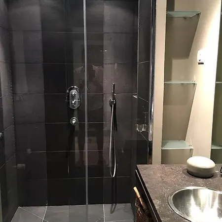 Le Gallia Apartment *